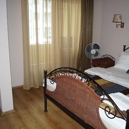 Iar Hotel باتومي المظهر الخارجي الصورة