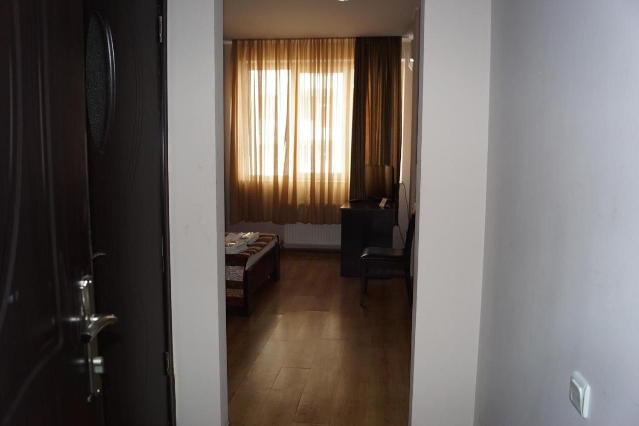 Iar Hotel باتومي المظهر الخارجي الصورة