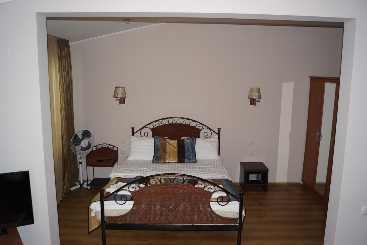 Iar Hotel باتومي المظهر الخارجي الصورة