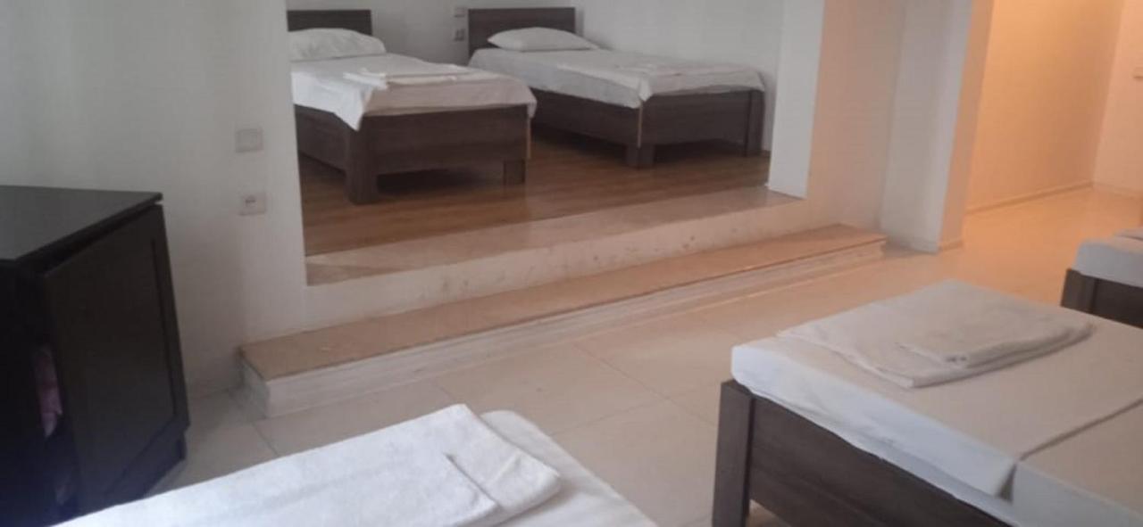 Iar Hotel باتومي المظهر الخارجي الصورة