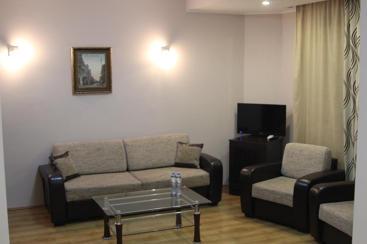 Iar Hotel باتومي المظهر الخارجي الصورة