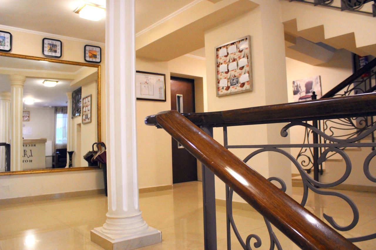Iar Hotel باتومي المظهر الخارجي الصورة